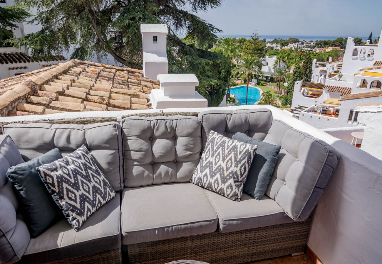 Apartment in Marbella - Casa Blanca I by Roomservices