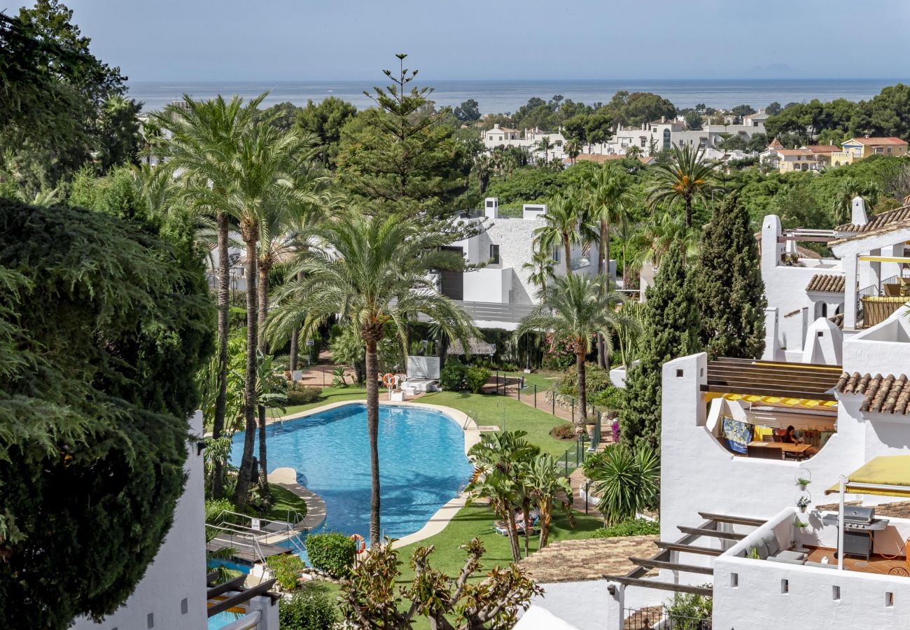 Apartment in Marbella - Casa Blanca I by Roomservices