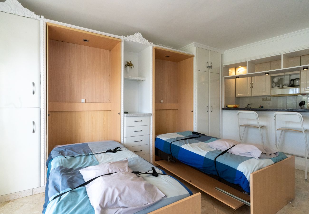 Studio in Marbella - Beachside studio Coronado