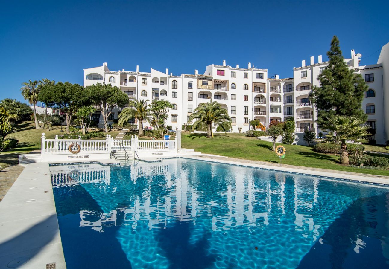 Apartment in Mijas Costa - Casa Riviera by Roomservices