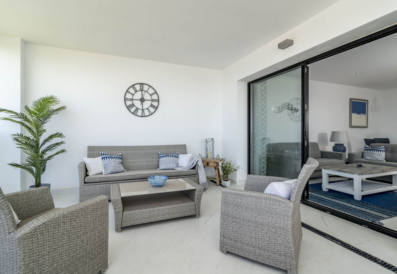 Apartment in Estepona - Casa Mirador I by Roomservices