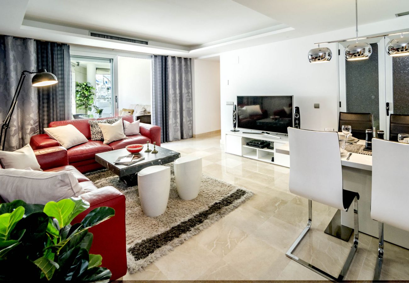 Apartment in San Pedro de Alcántara - Casa Aqueros II by Roomservices