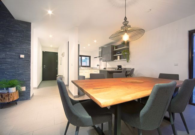 Villa in Marbella - Modern villa close to the beach in Costabella, Marbella Villa in Marbella - Modern villa close to the beach in Costabella, Marbella