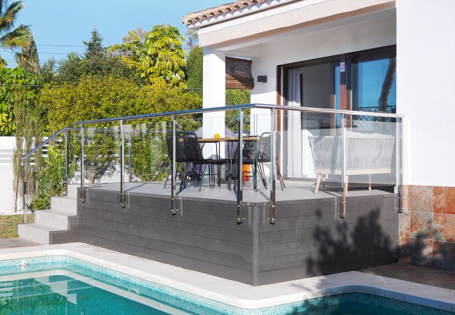 Villa in Marbella - Modern villa close to the beach in Costabella, Marbella Villa in Marbella - Modern villa close to the beach in Costabella, Marbella