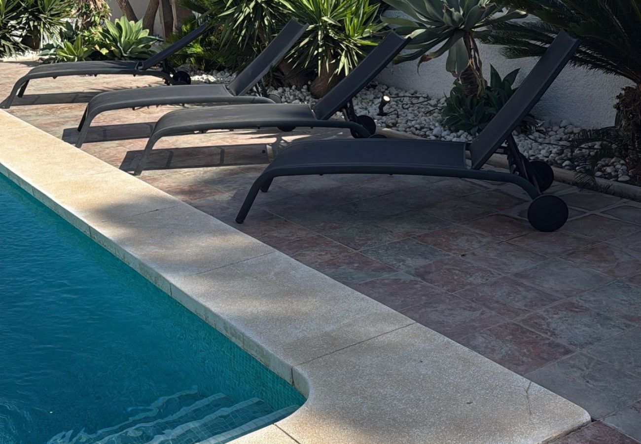 Villa in Marbella - Modern villa close to the beach in Costabella, Marbella