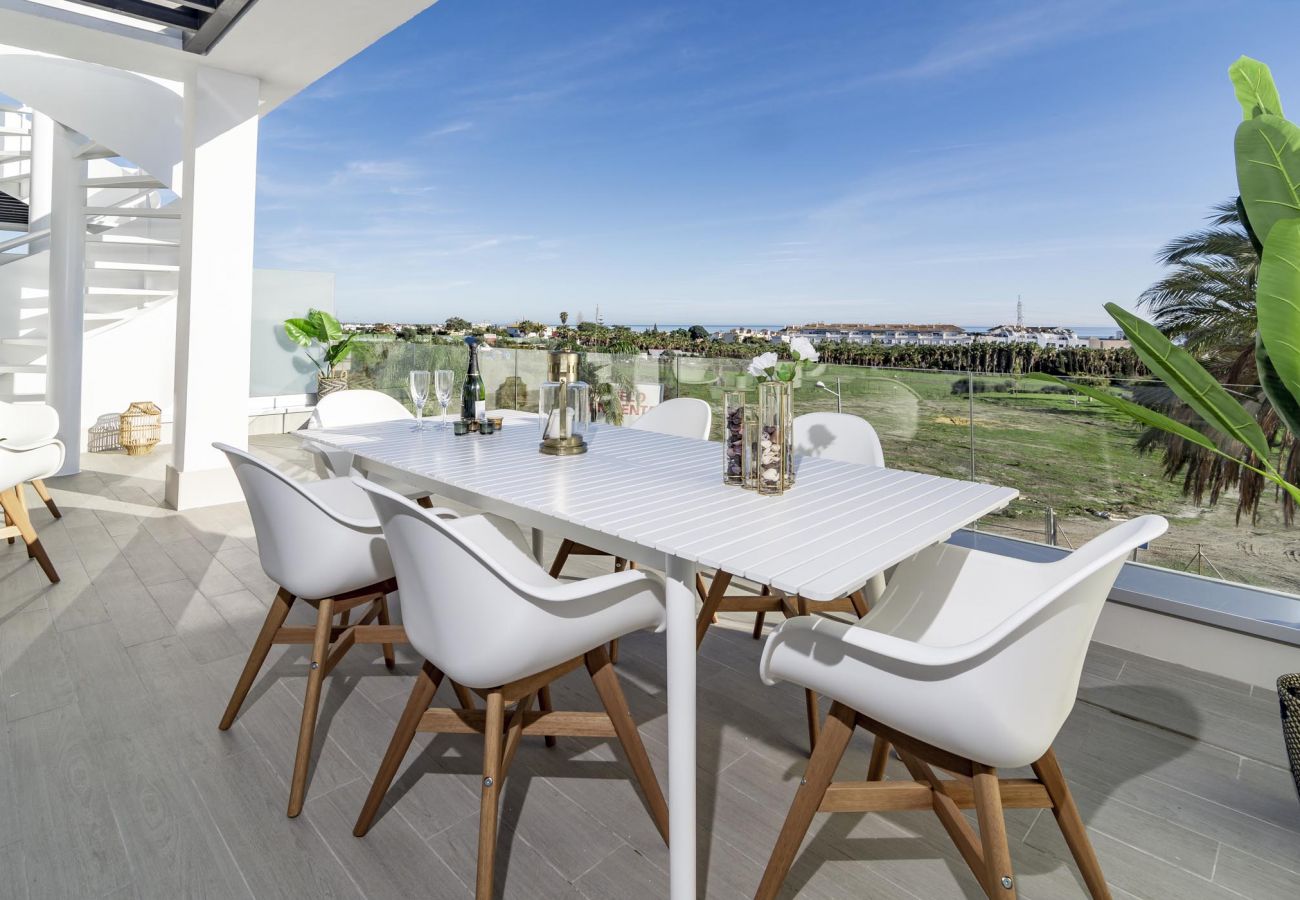 Apartment in Estepona - Casa Mirage I by Roomservices