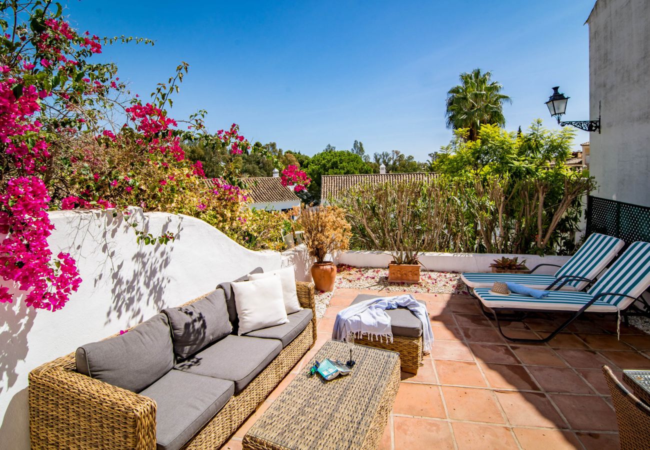 Townhouse in Marbella - Casa Naranjal by Roomservices