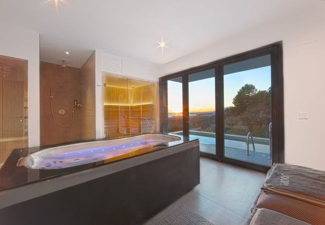 Villa in Marbella - Villa Tomillo Altos Los Monteros, Marbella Villa in Marbella - Villa Tomillo Altos Los Monteros, Marbella