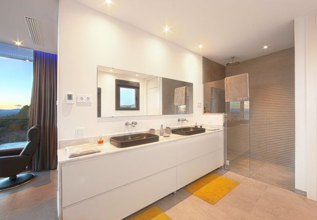 Villa in Marbella - Villa Tomillo Altos Los Monteros, Marbella Villa in Marbella - Villa Tomillo Altos Los Monteros, Marbella