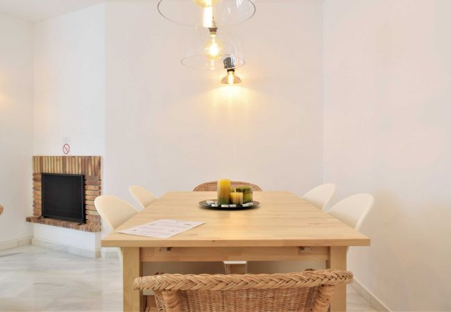 Apartment in Marbella - Los Naranjos 418 - beautiful duplex apartment near Puerto Banus Apartment in Marbella - Los Naranjos 418 - beautiful duplex apartment near Puerto Banus