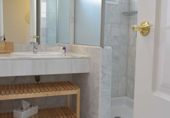 Apartment in Marbella - Los Naranjos 418 - beautiful duplex apartment near Puerto Banus Apartment in Marbella - Los Naranjos 418 - beautiful duplex apartment near Puerto Banus