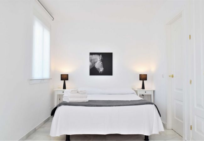 Apartment in Marbella - Los Naranjos 418 - beautiful duplex apartment near Puerto Banus Apartment in Marbella - Los Naranjos 418 - beautiful duplex apartment near Puerto Banus