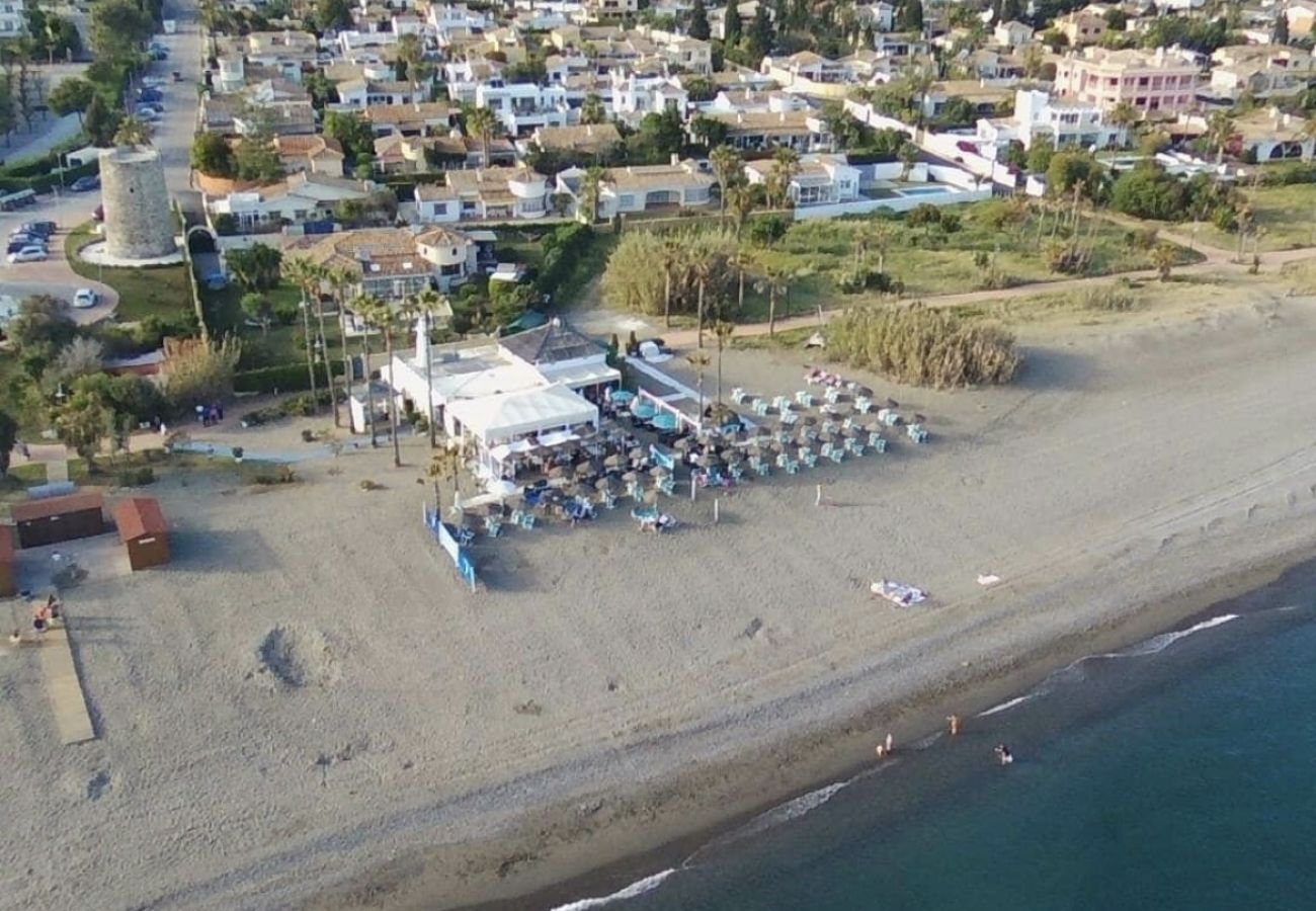 Apartment in Estepona - Charming one bedroom apartment in Costalita by the beach