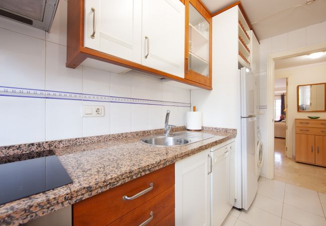 Apartment in Marbella - Two bedroom apartment for rent in Pinogolf de Don Carlos, Elviria Apartment in Marbella - Two bedroom apartment for rent in Pinogolf de Don Carlos, Elviria