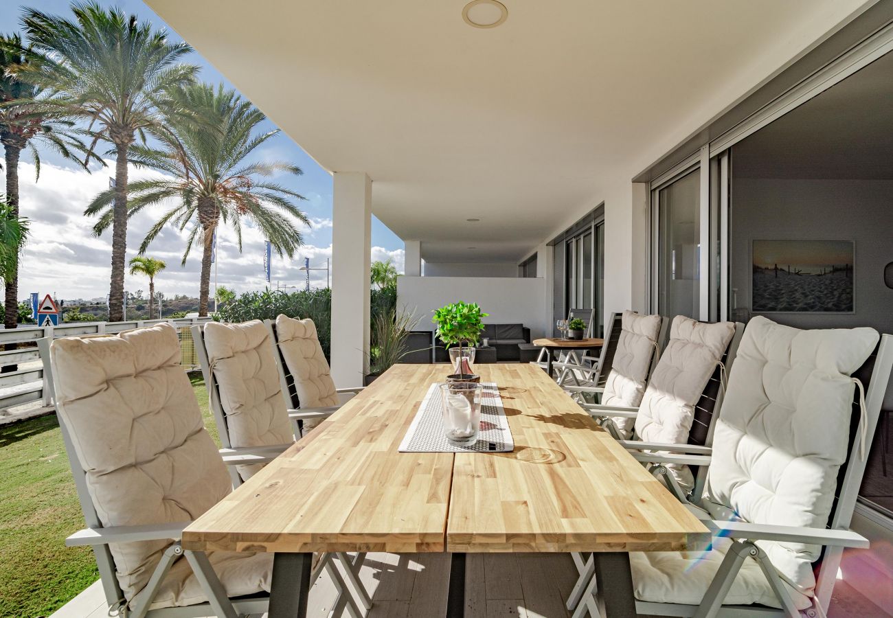 Apartment in Estepona - Casa Mirage III by Roomservices