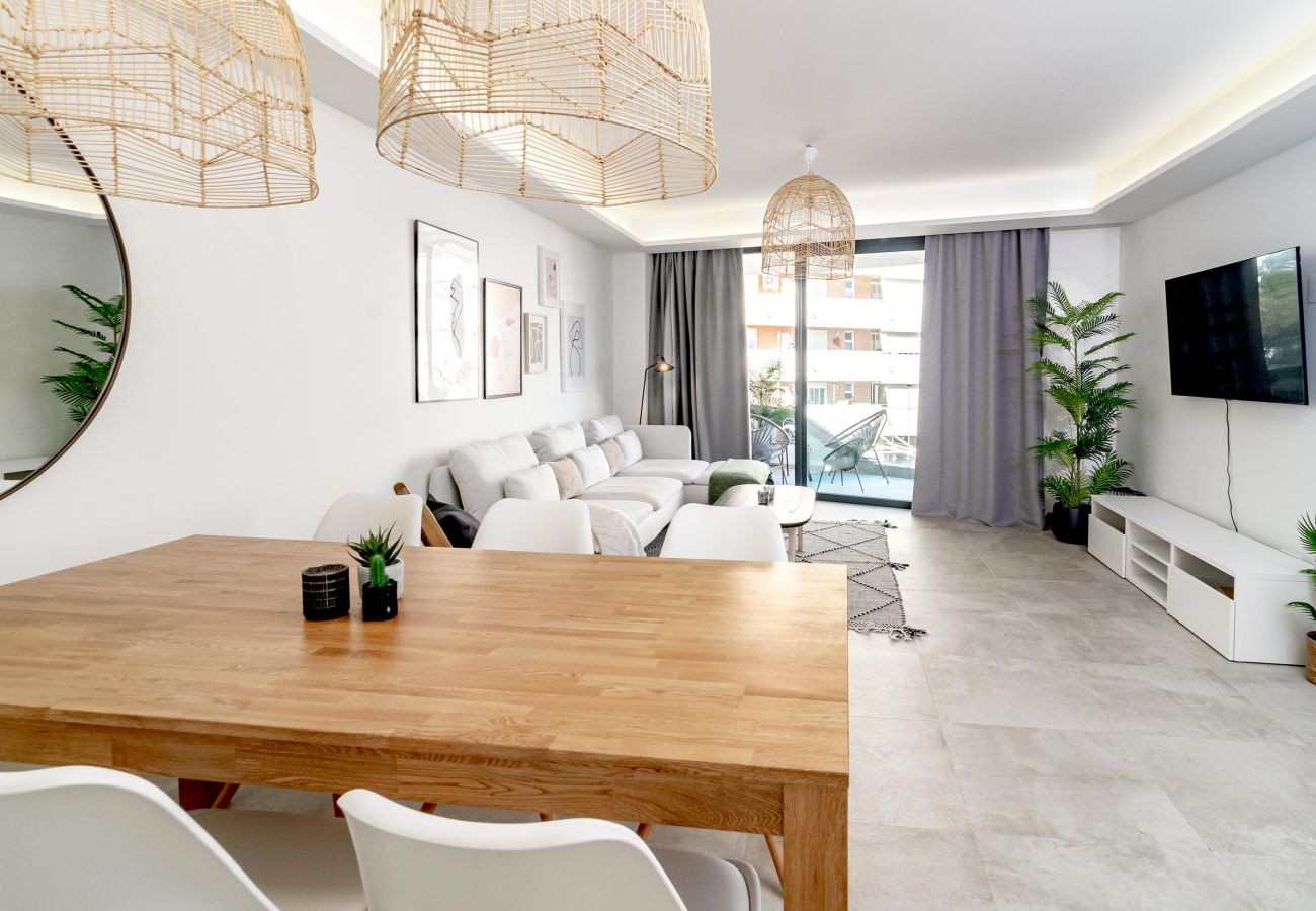 Apartment in Estepona - Casa Infinity IV by Roomservices