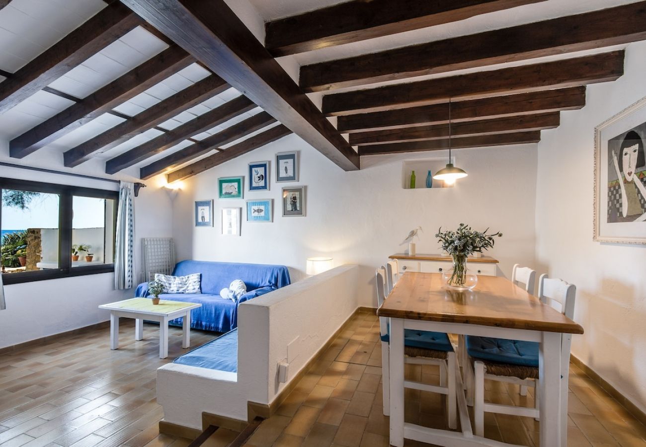 House in Cala Sant Vicenç -  Blue fisherman house 3 By home villas 360