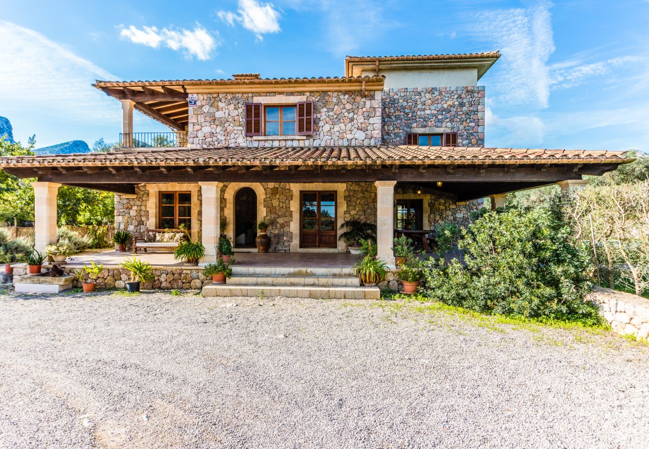 Villa in Pollensa - Villa La Rafal with pool By home villas 360