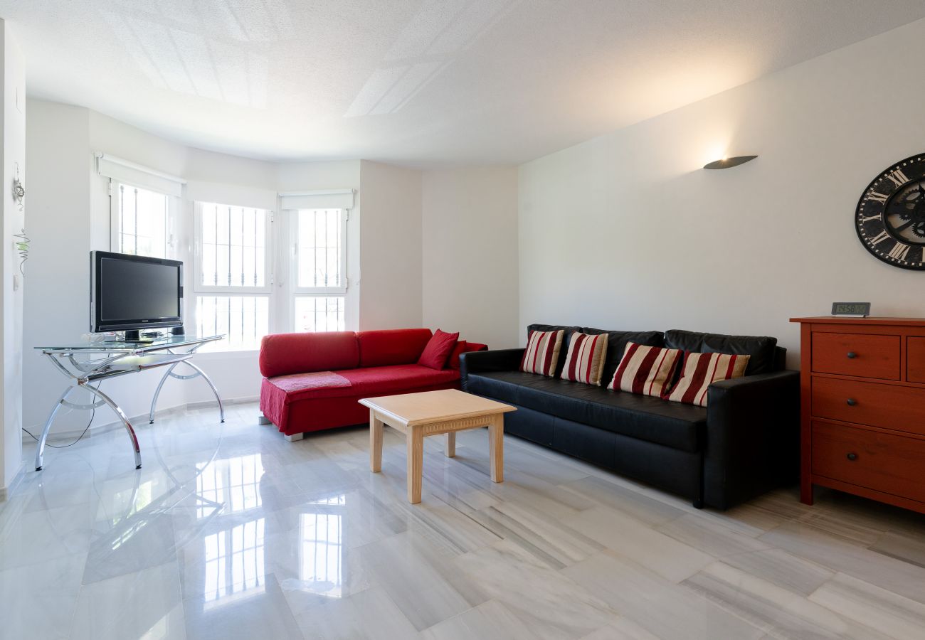 Apartment in Marbella - Los Naranjos 8, two bedroom ground floor apartment near Puerto Banus