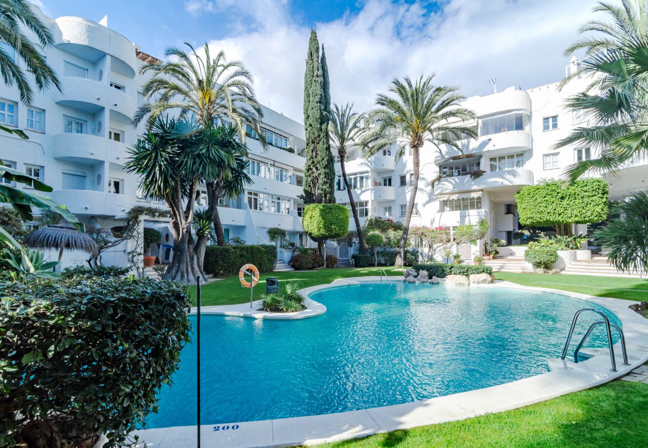 Apartment in Marbella - Cozy 4 sleep flat in Marbella, great location