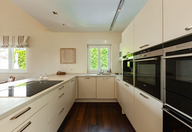 Villa in Marbella - Villa Madrugada - beachside villa in Costabella Villa in Marbella - Villa Madrugada - beachside villa in Costabella