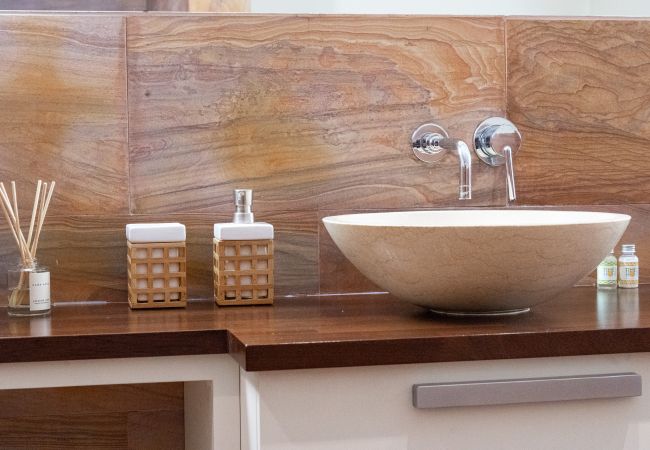 Villa in Marbella - Villa Madrugada - beachside villa in Costabella Villa in Marbella - Villa Madrugada - beachside villa in Costabella