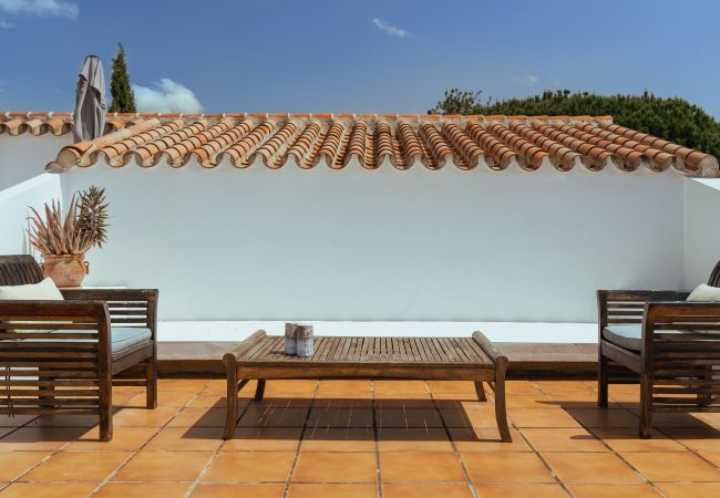 Villa in Marbella - Villa Madrugada - beachside villa in Costabella Villa in Marbella - Villa Madrugada - beachside villa in Costabella