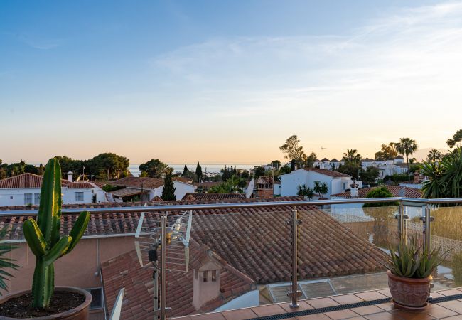 Villa in Marbella - Villa Madrugada - beachside villa in Costabella Villa in Marbella - Villa Madrugada - beachside villa in Costabella