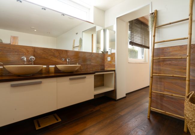 Villa in Marbella - Villa Madrugada - beachside villa in Costabella Villa in Marbella - Villa Madrugada - beachside villa in Costabella