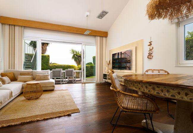 Villa in Marbella - Villa Madrugada - beachside villa in Costabella Villa in Marbella - Villa Madrugada - beachside villa in Costabella