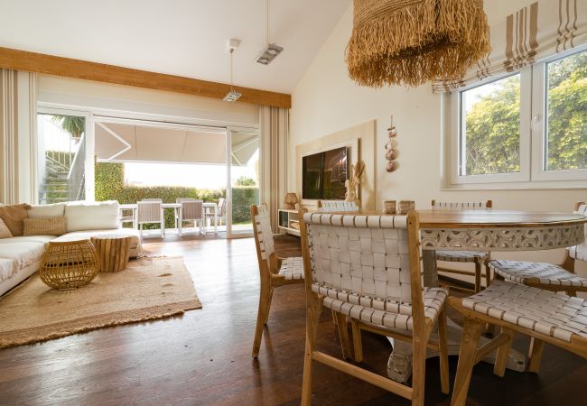 Villa in Marbella - Villa Madrugada - beachside villa in Costabella Villa in Marbella - Villa Madrugada - beachside villa in Costabella