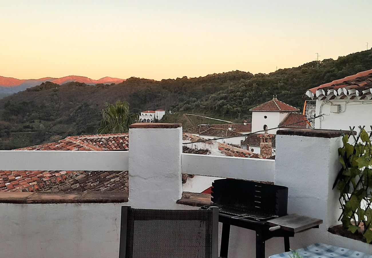 House in Benadalid - Village house with charm in the Ronda Mountains