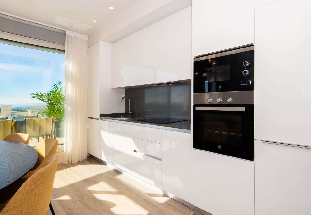 Apartment in Estepona - Casa Le Mirage VII by Roomservices