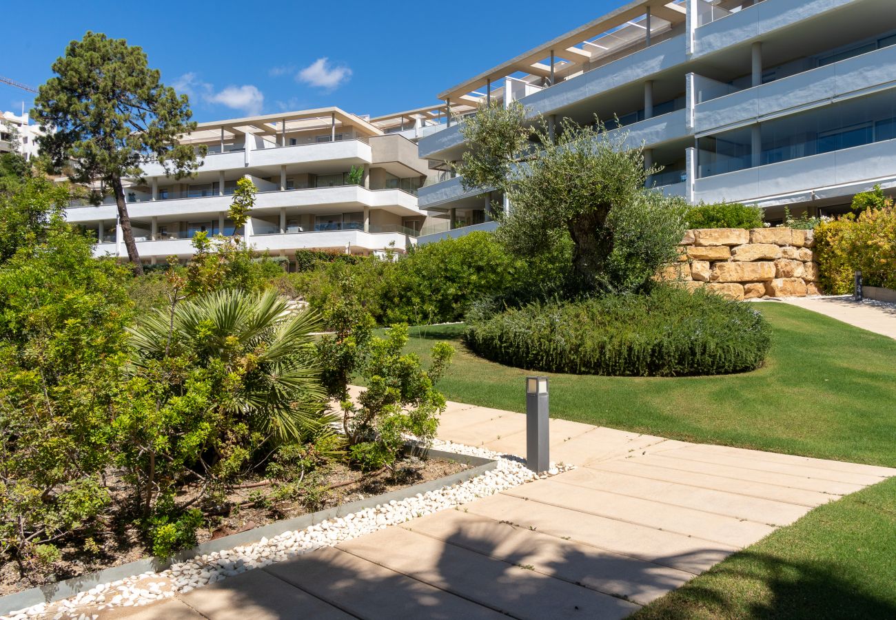 Apartment in Benahavís - Botanic - luxury three bedroom apartment near Marbella and golf courts