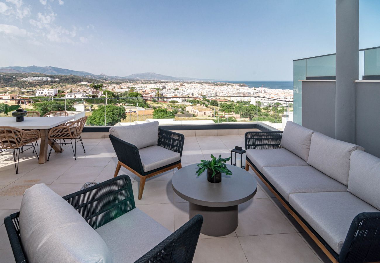 Apartment in Estepona - Casa Las Mesas I by Roomservices