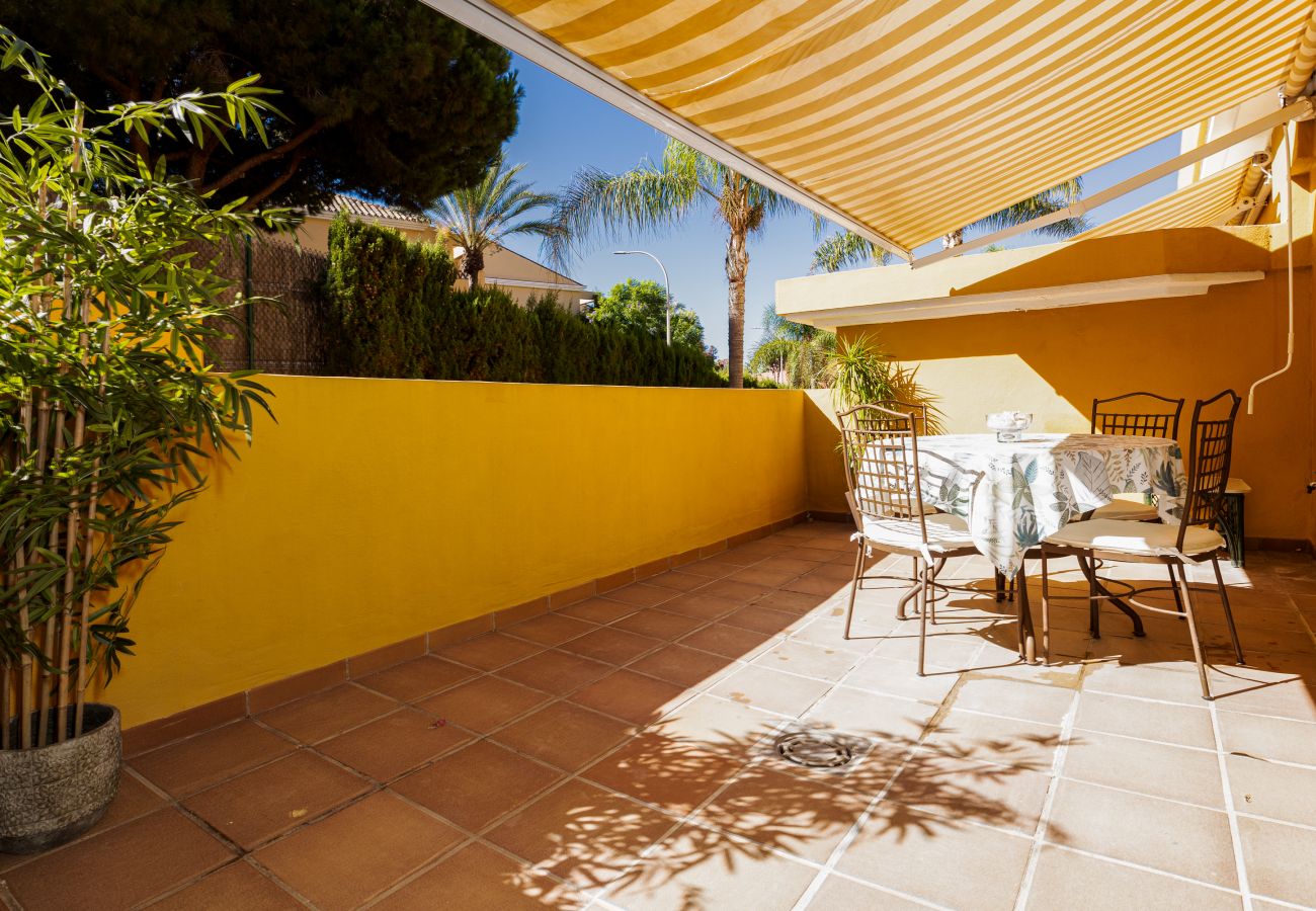 Apartment in Marbella - Two bedroom apartment in Marbella Park beach Elviria