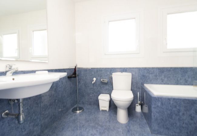 Villa in Marbella - Villa Sol y Mar - large villa for groups in El Rosario Villa in Marbella - Villa Sol y Mar - large villa for groups in El Rosario