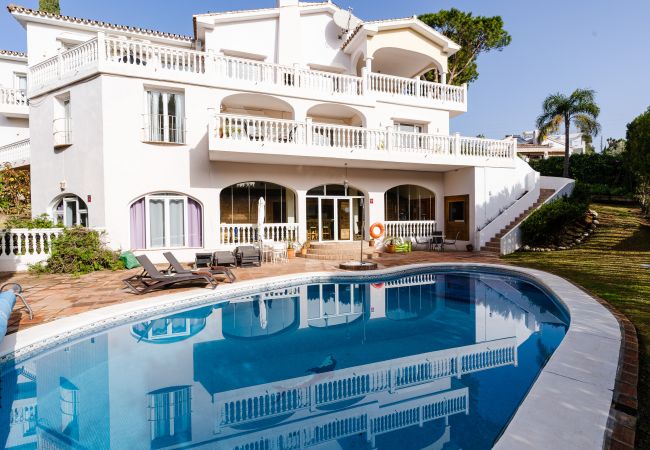 Villa/Dettached house in Marbella - Villa Sol y Mar - large villa for groups in El Rosario