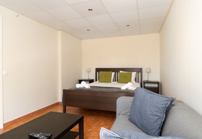 Villa in Marbella - Villa Sol y Mar - large villa for groups in El Rosario Villa in Marbella - Villa Sol y Mar - large villa for groups in El Rosario