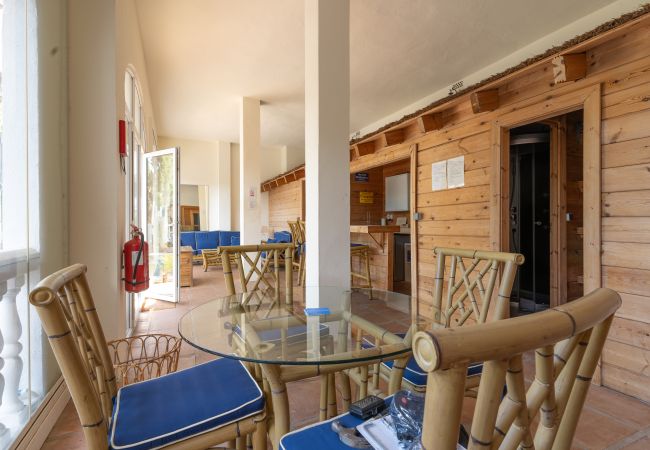 Villa in Marbella - Villa Sol y Mar - large villa for groups in El Rosario Villa in Marbella - Villa Sol y Mar - large villa for groups in El Rosario