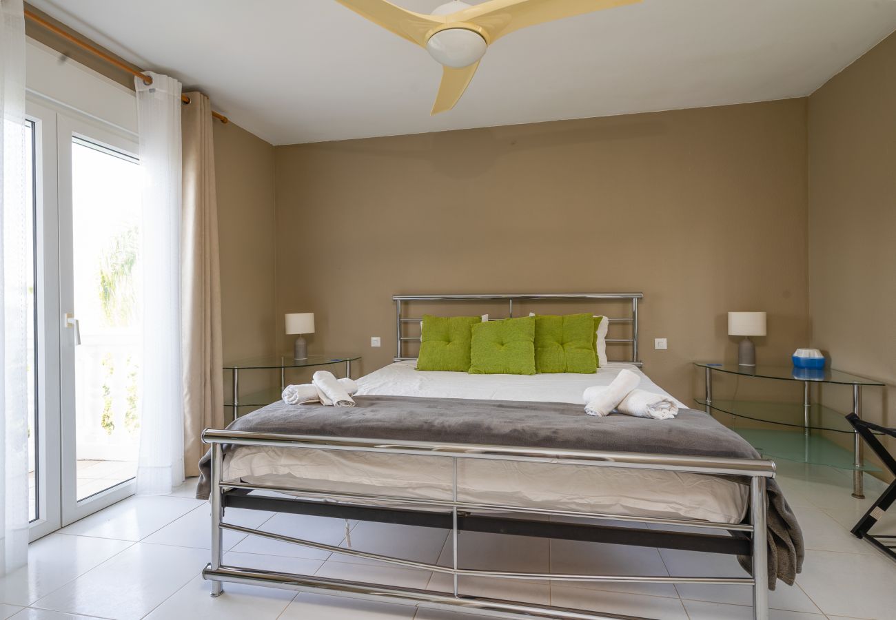 Villa in Marbella - Villa Sol y Mar - large villa for groups in El Rosario