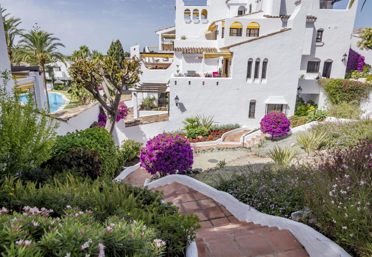 Apartment in Marbella - AB26- Casa blanca Puerto banus by Roomservices