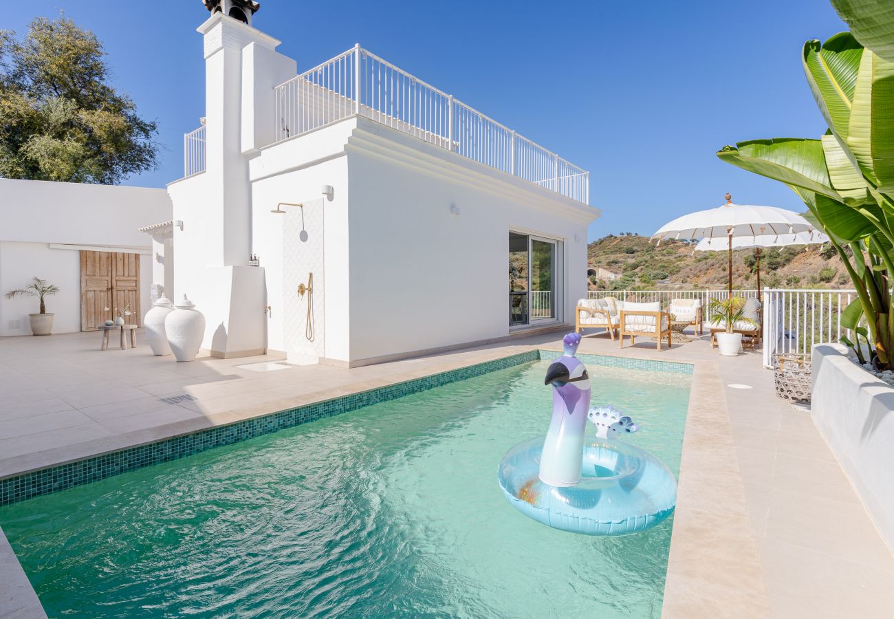 Villa in Marbella - Villa White Bay El Rosario