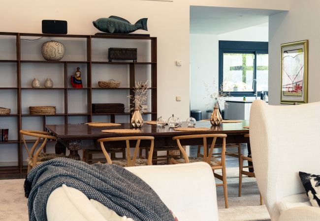 Villa in Marbella - Luxury villa with amazing views in Altos de Los Monteros, Marbella Villa in Marbella - Luxury villa with amazing views in Altos de Los Monteros, Marbella