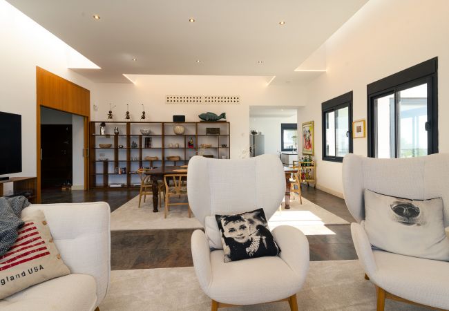 Villa in Marbella - Luxury villa with amazing views in Altos de Los Monteros, Marbella Villa in Marbella - Luxury villa with amazing views in Altos de Los Monteros, Marbella