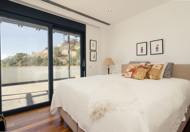 Villa in Marbella - Luxury villa with amazing views in Altos de Los Monteros, Marbella Villa in Marbella - Luxury villa with amazing views in Altos de Los Monteros, Marbella