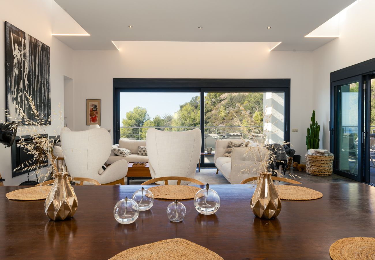 Villa in Marbella - Luxury villa with amazing views in Altos de Los Monteros, Marbella