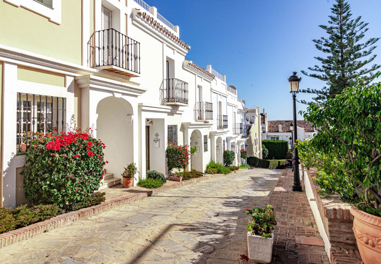 Townhouse in Nueva andalucia - AP103- Aloha Pueblo Marbella by Roomservices 