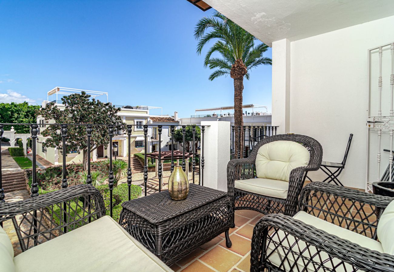 Townhouse in Nueva andalucia - AP103- Aloha Pueblo Marbella by Roomservices 