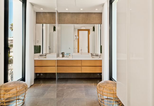 Villa in Marbella - Villa Dune Costabella Villa in Marbella - Villa Dune Costabella